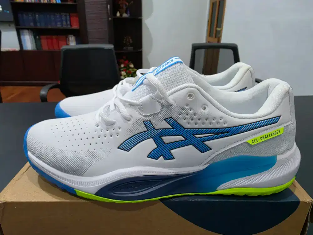 Asics Challanger