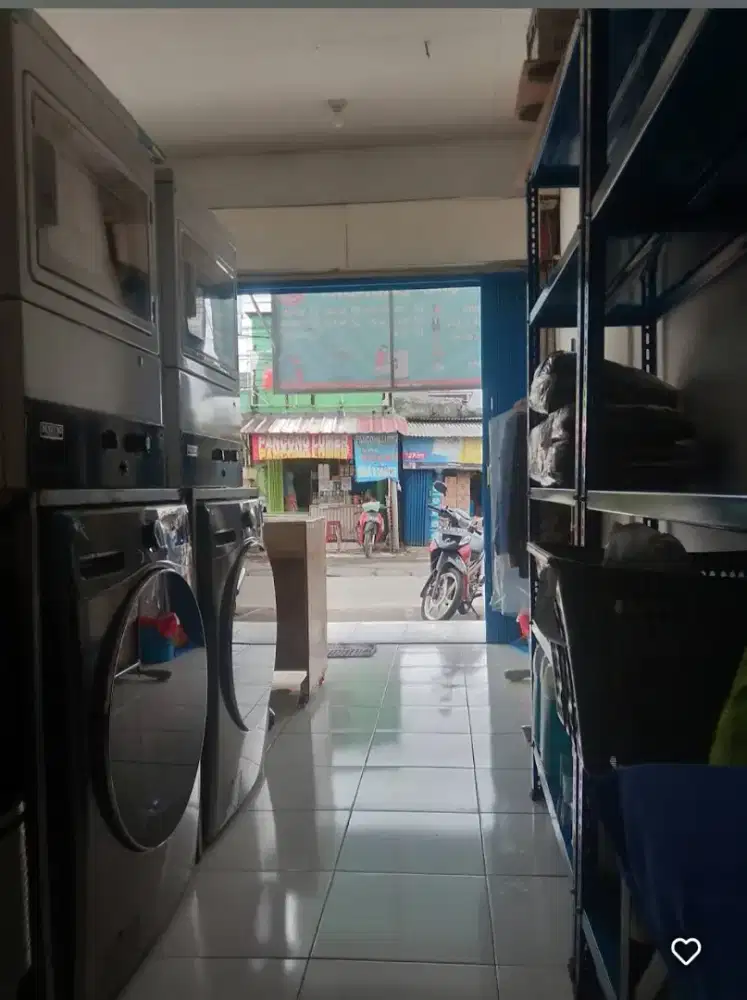 Lowongan kurir laundry - motor
