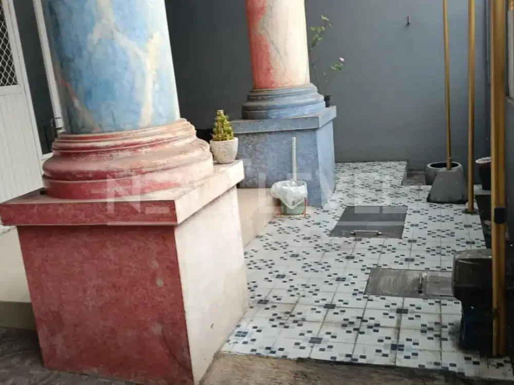 dijual cepat BU rumah di lebak indah (YW)