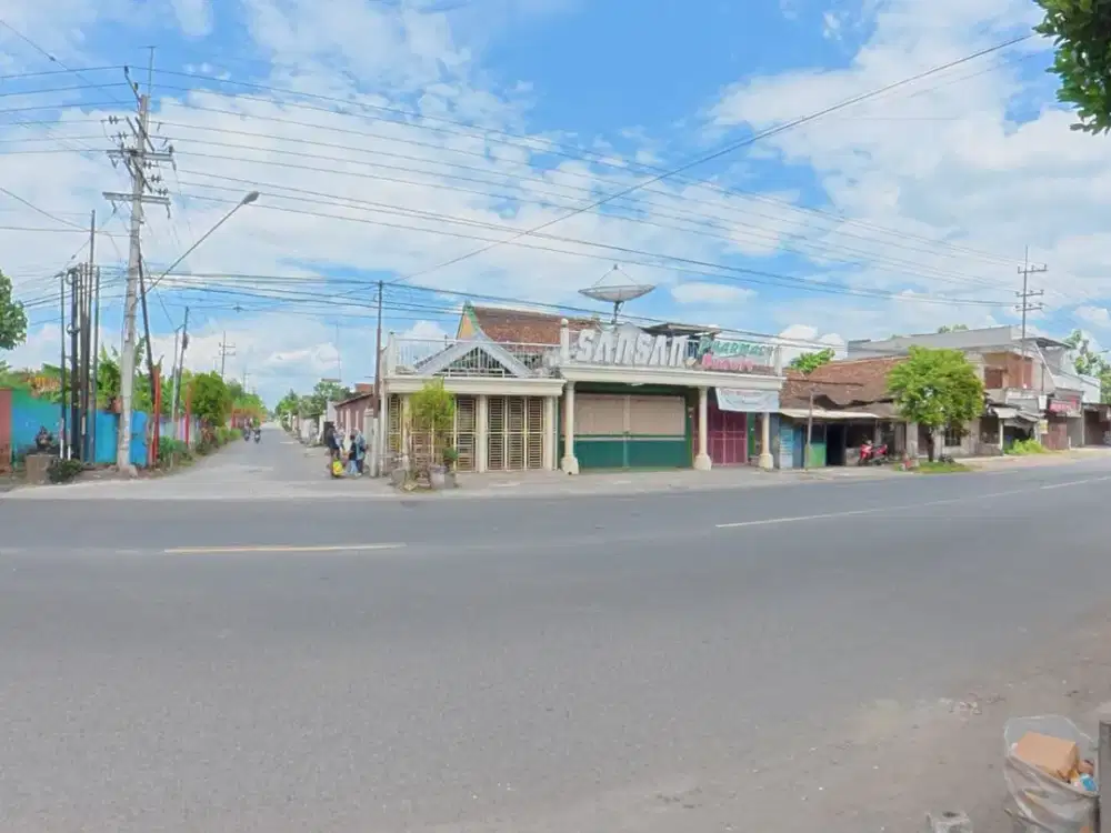 Rumah Toko Di Jalan Utama Provinsi Tulungagung - Kediri