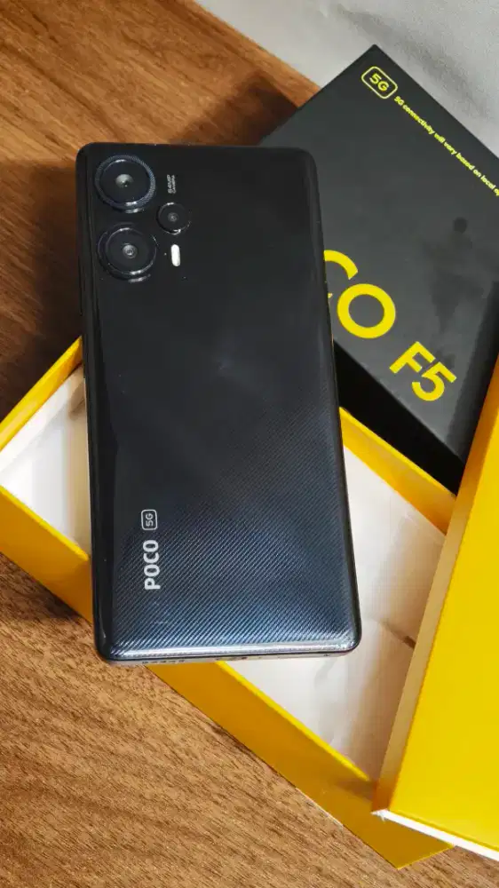 Poco F5 5g 8/256 second bekas resmi