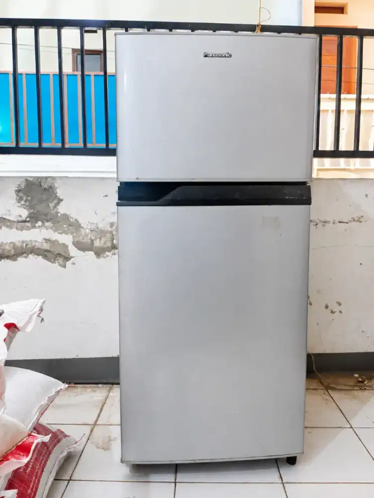 jual kulkas 2 pintu tidak dingin
