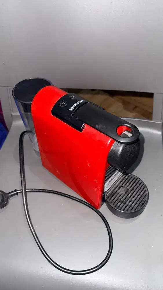 MESIN KOPI NESPRESSO ESSENZA MINI