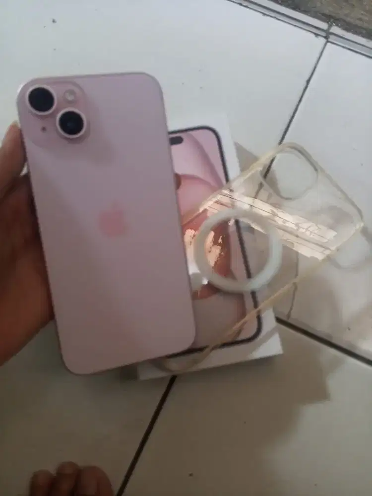 iPhone 15 plus 128 inter