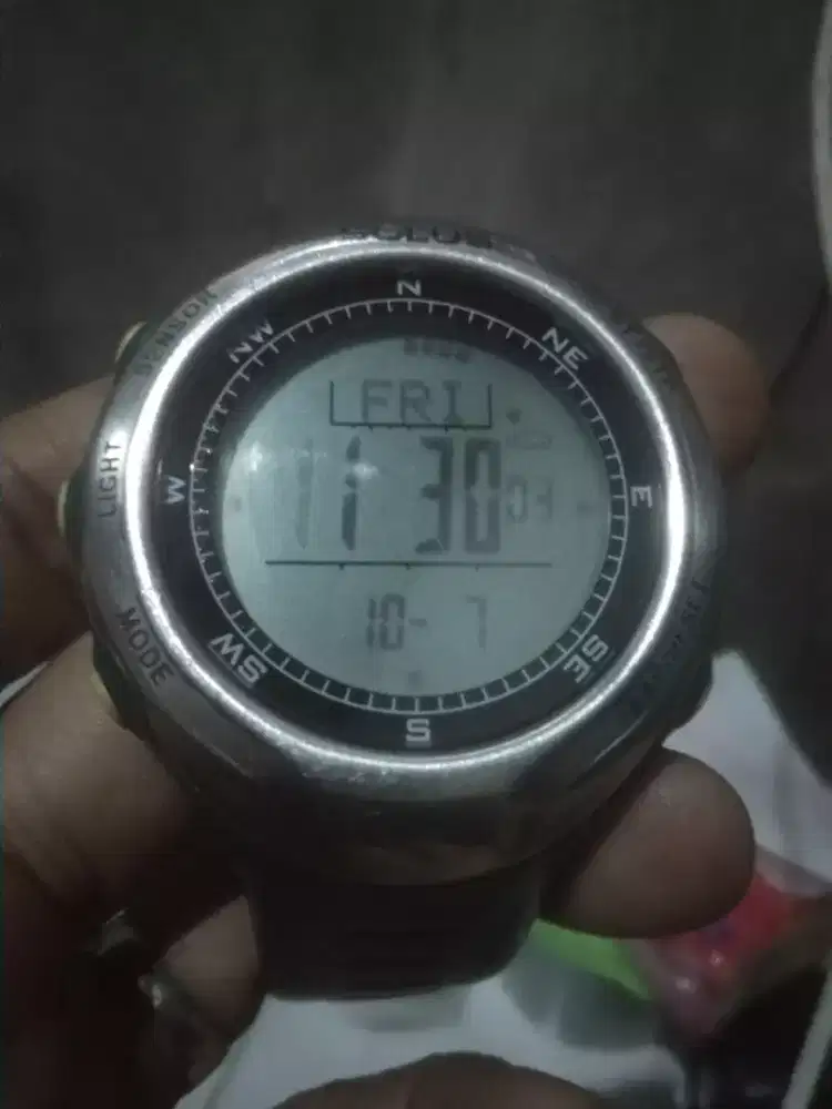 Jam tangan solus HR triple sensor
