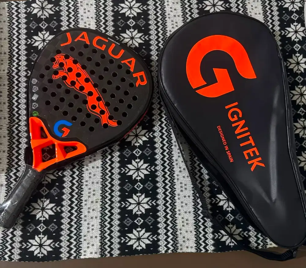 Dijual raket padel jaguar 24 k carbon new