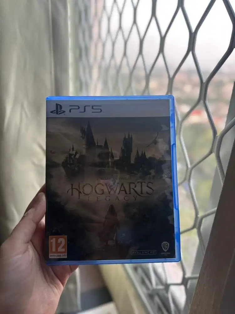 Pre owned kaset PS5 Hogwarts