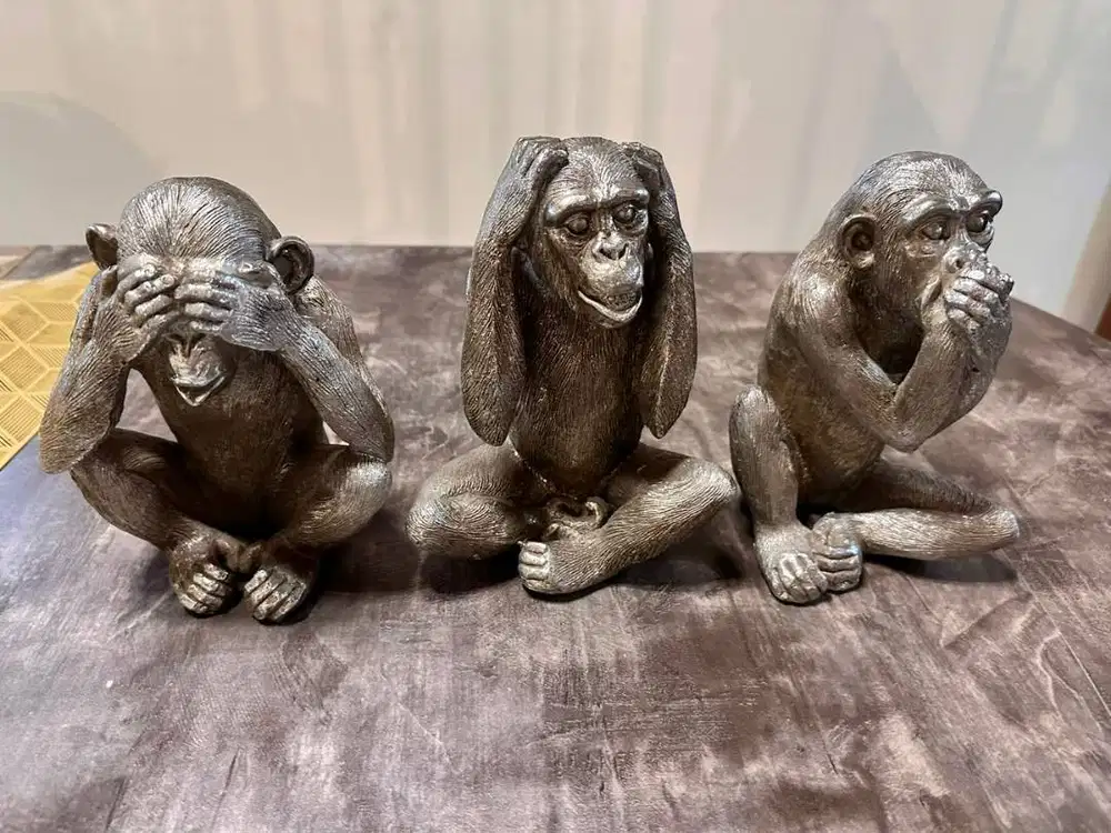 Metal Monkeys for home decor