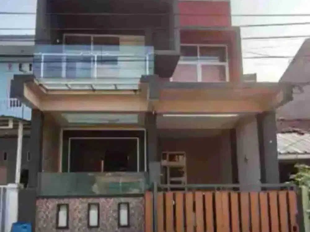 Dijual Rumah Puri Permata Cipondoh Kota Tangerang