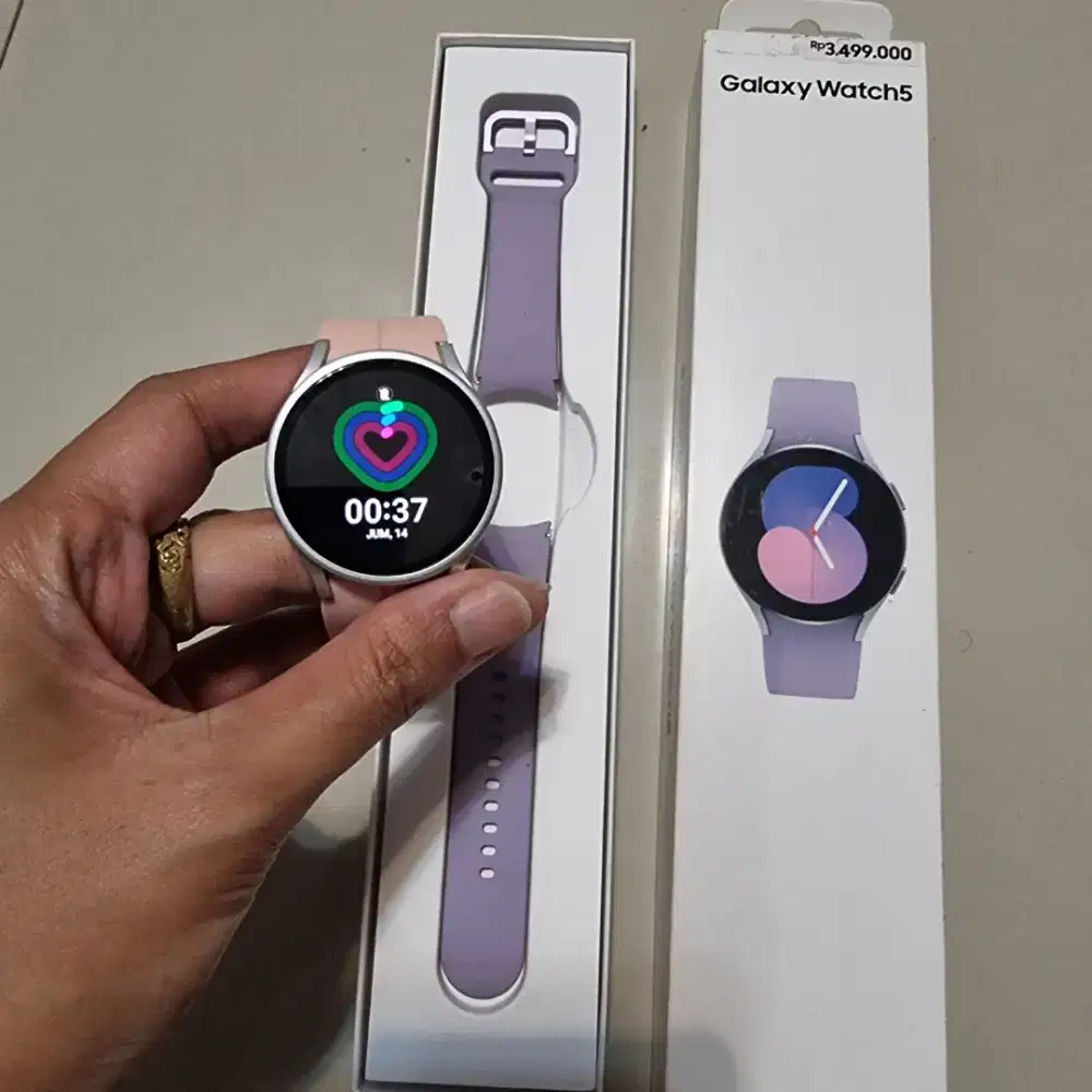 Samsung watch 5 purple