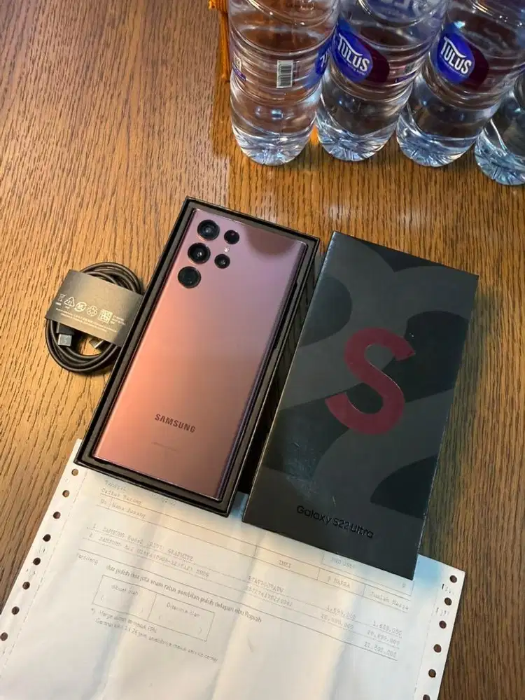 Samsung s22 ultra 12/512 fisik lecet