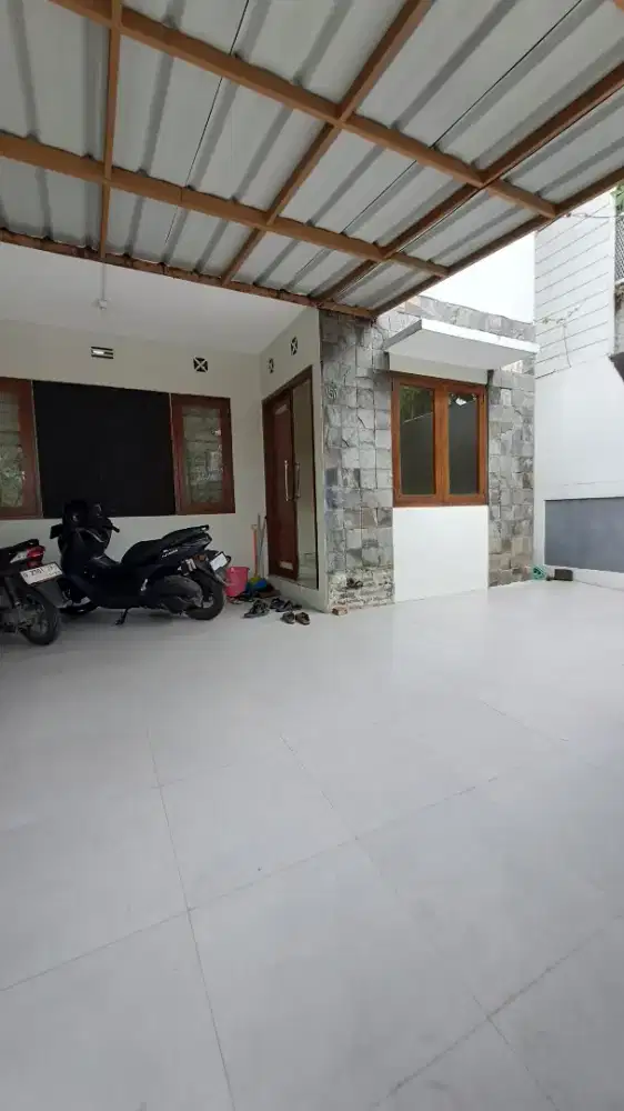Rumah siap huni minimalis di buah batu dekat batununggal indah