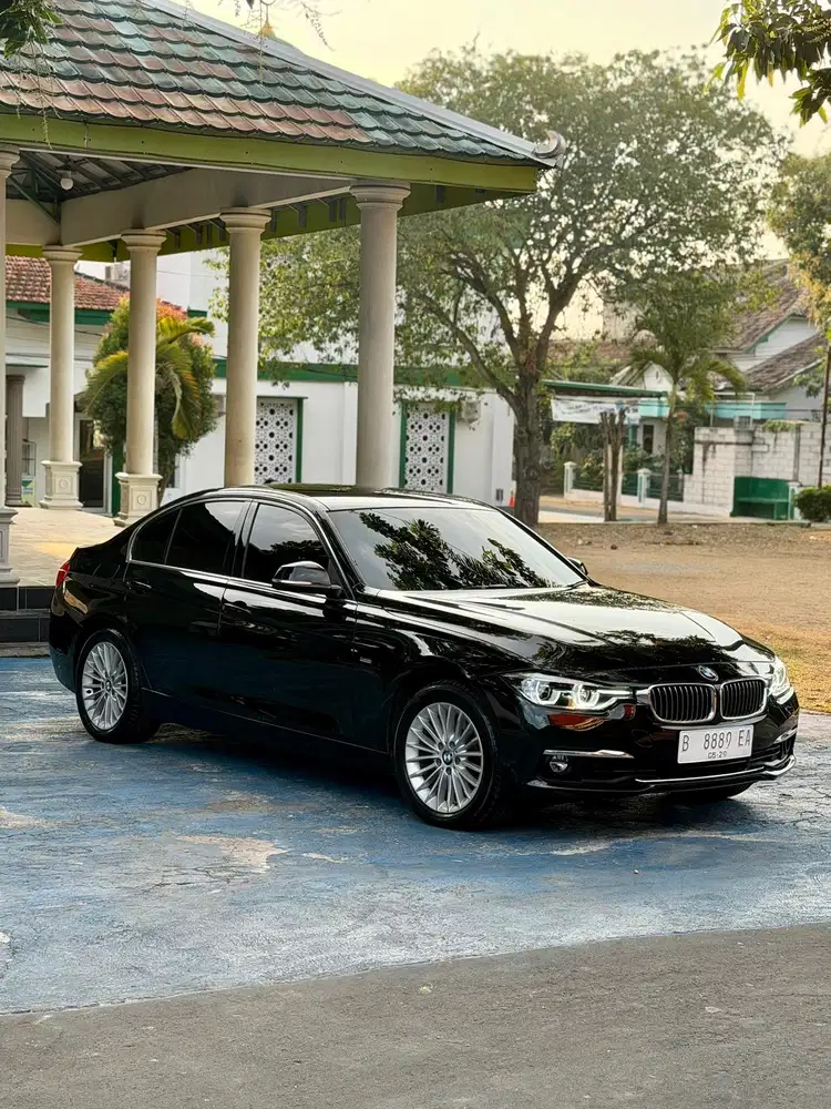 BMW 320i F30 Luxury 2018 Automatic KM 30rb OriginaL!