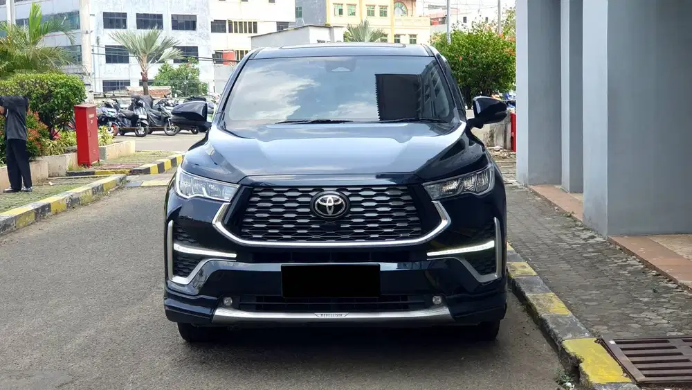 Toyota Kijang Innova Zenix Q Hybrid Modelista TSS Biru 2023 Like New