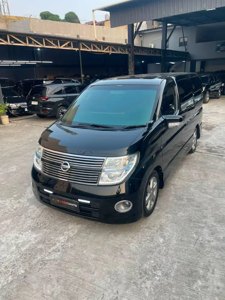 Nissan Elgrand 2.5 2008 Automatic Antik Siap Pakai Jaminan