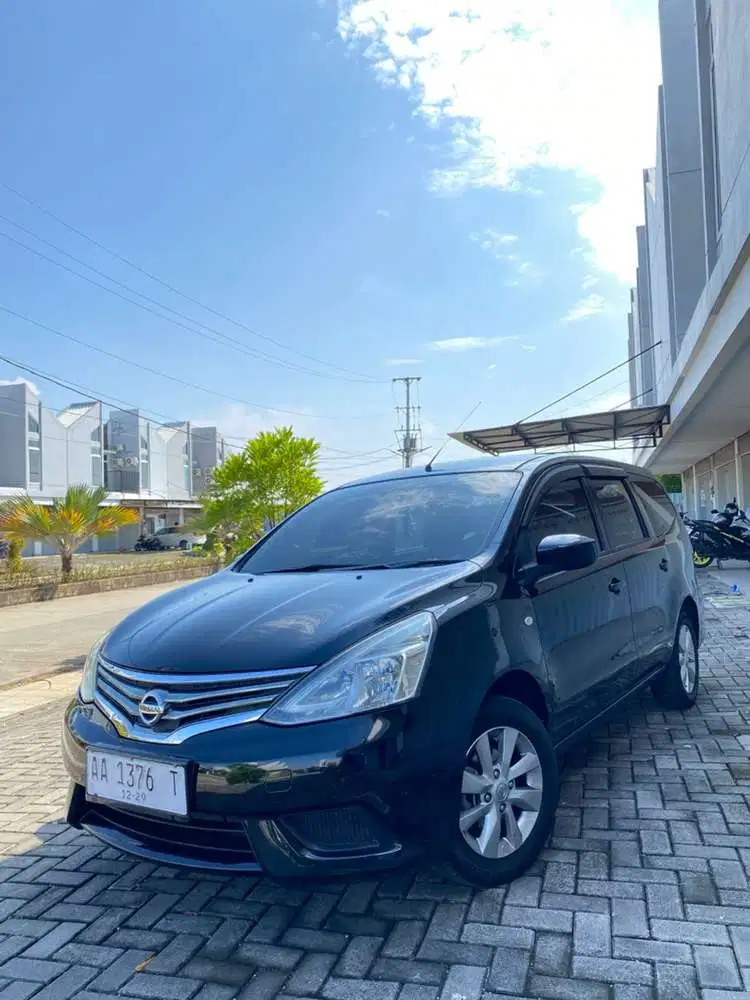 Nissan Grand livina 2014 Bensin