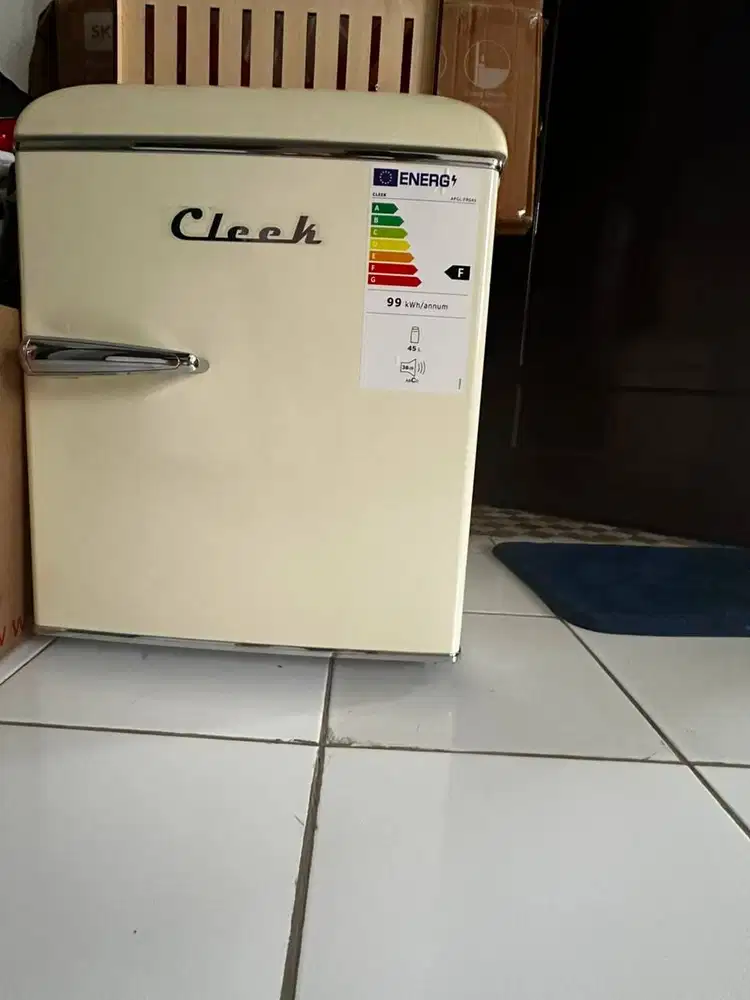 Mini fridge - Barely used. Comes with a small freezer inside