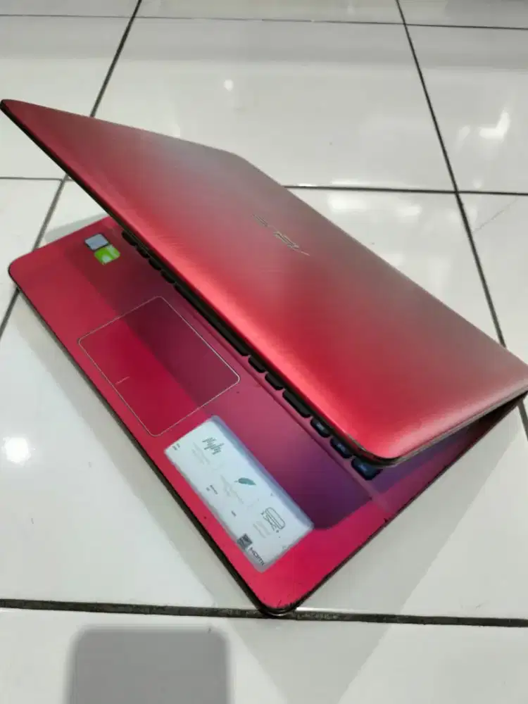 Jual laptop Asus Vivobook 14 X441UB