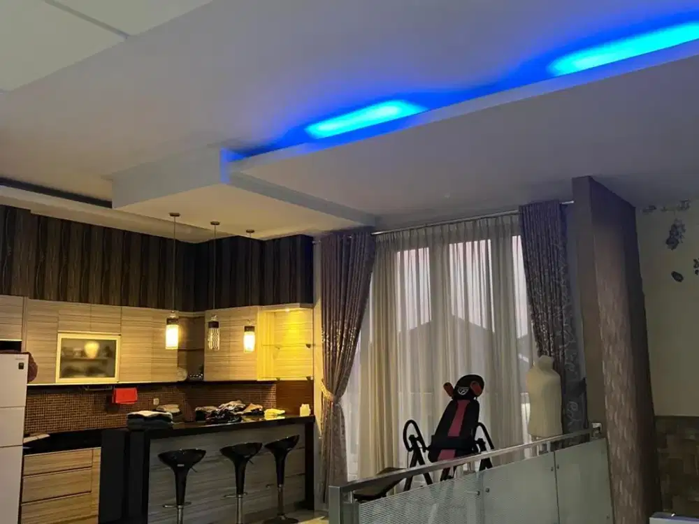 RUMAH SEMI FURNISHED PRIVATE POOL Jl Pulau Ratu - Modernland