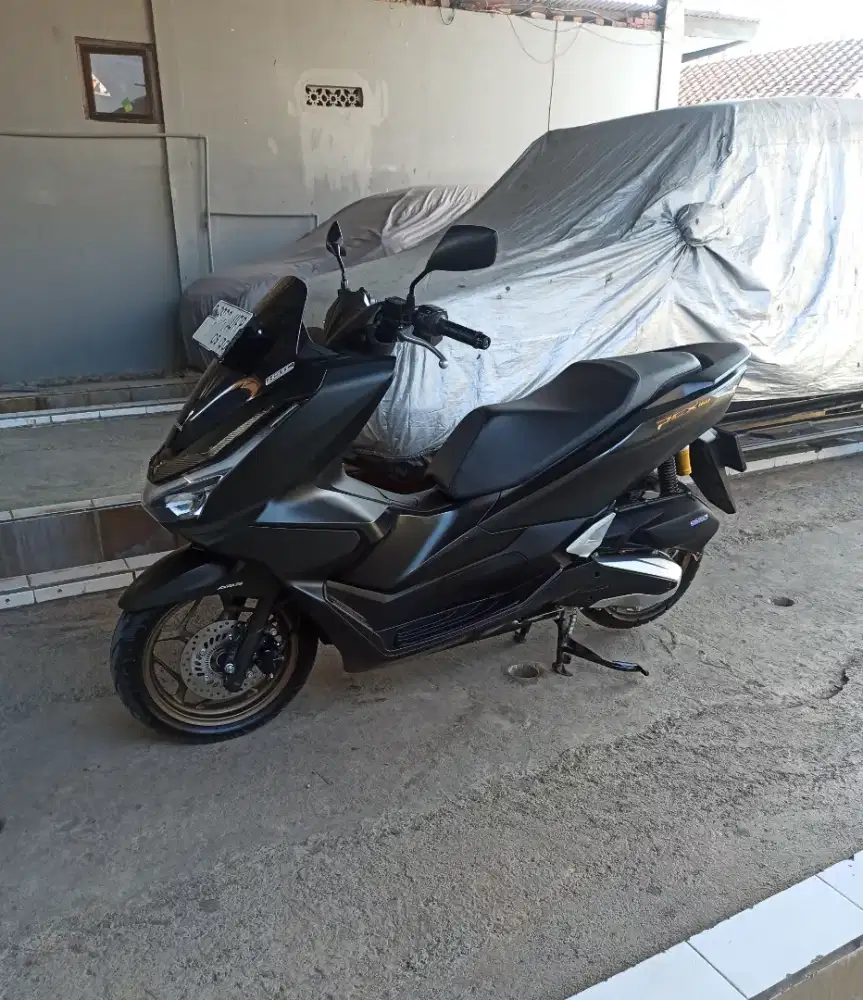 PCX roadsync 2025 low km 4 ribuan