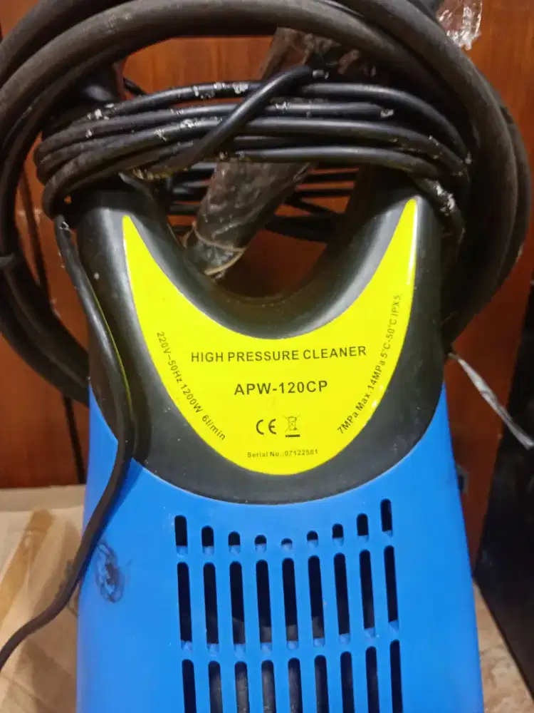 High pressure cleaner