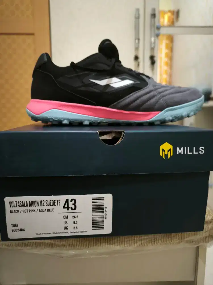 Dijual sepatu minisoccer Mills