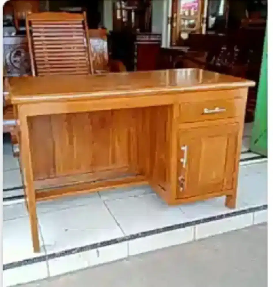 meja kantor kayu jati