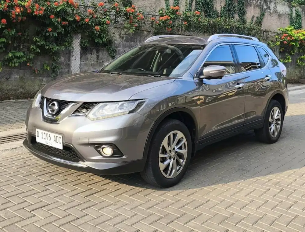 New XTRAIL T32 2.5 AT 2015 FACELIFT LowKM 75rb RECORD NISSAN BANDUNG