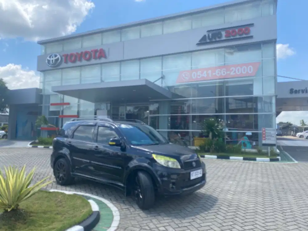 Toyota Rush 2012 type S 1500cc AT Hitam