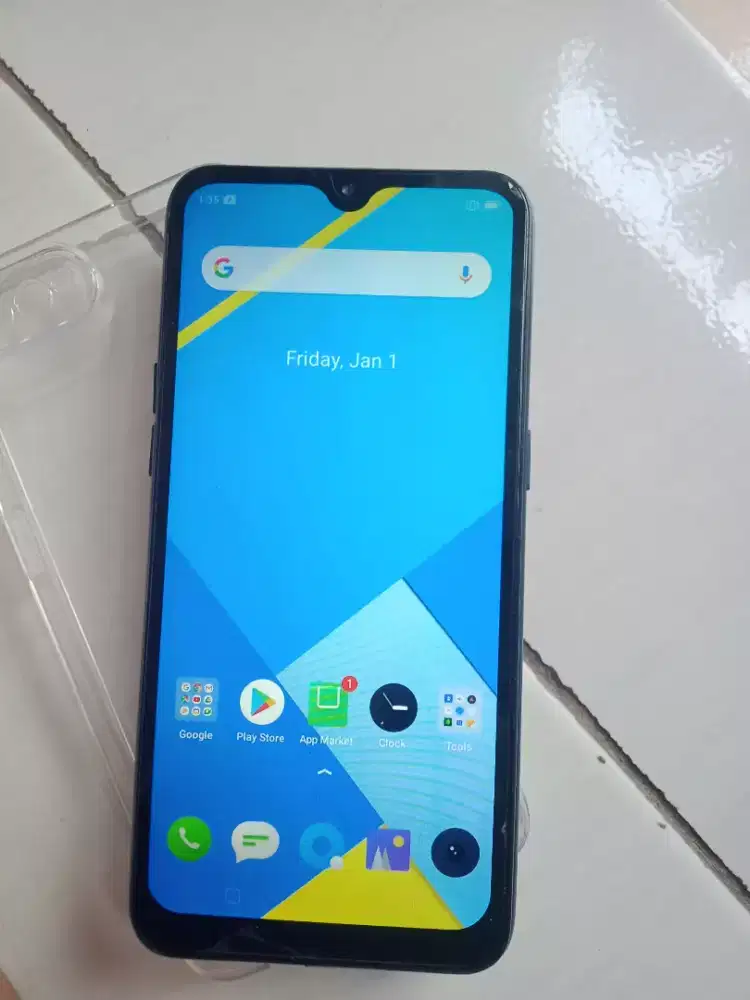 Realme c2 ram 3/32 normal batangan aja minus pemakaian aja.