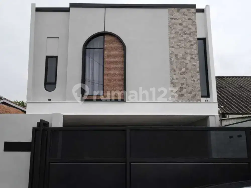 Rumah Mewah Full Furnish di Jl Merpati Setu Tangsel