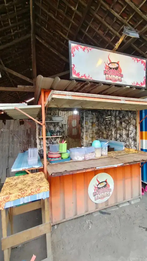 KONTAINER BUKA USAHA