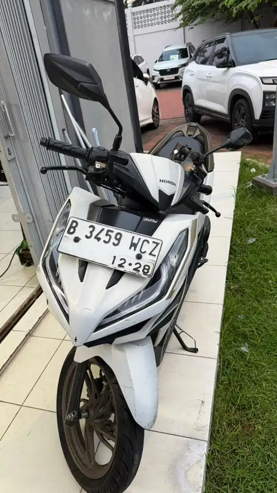 Vario 125 2023 putih second