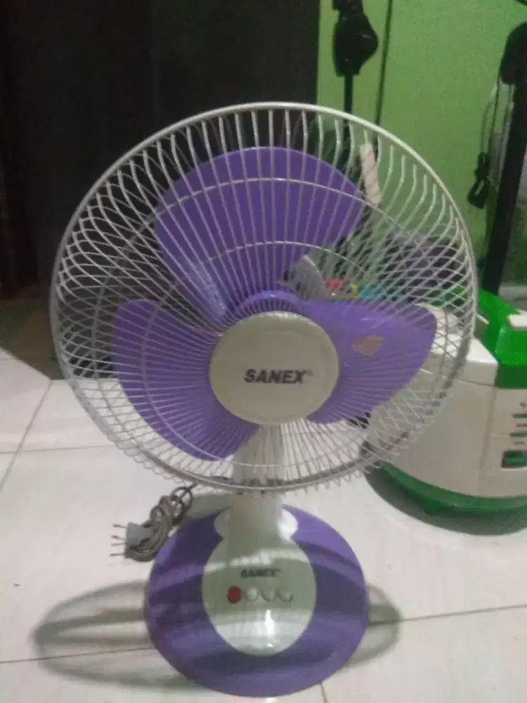 Kipas angin meja 12 inch merk sanex normal siap pakai nego tipis