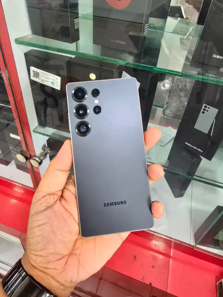 Samsung S25 ultra 12/512gb like new fullset grs aktif