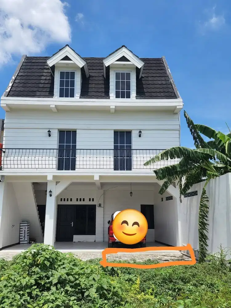 DIJUAL RUMAH TENGAH KOTA MADIUN FULL LUXURY INTERIOR