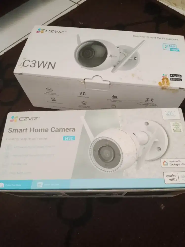 CCTV merk EZVIZ C3WN dan H3C