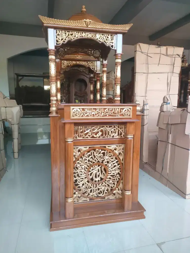 Mimbar kubah atap mimbar masjid khotbah