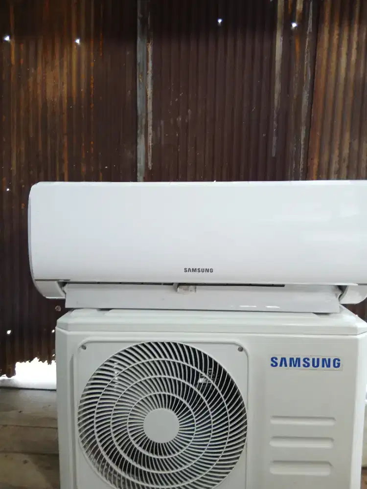 DIJUAL AC BEKAS 1/2 PK GRATIS PASANG