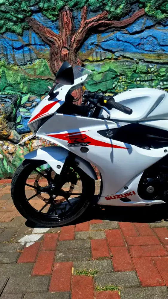 Suzuki GSX R150