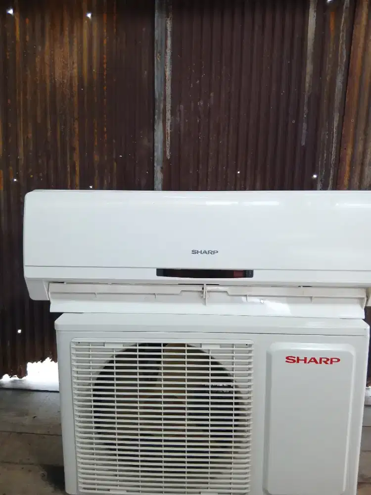 MENJUAL AC BEKAS 1/2 PK KOMPLIT