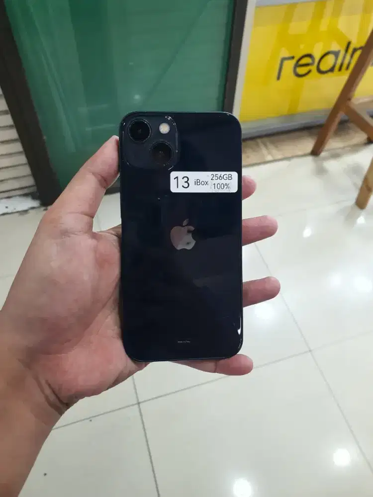 Iphone 13 256 GB Second Resmi Batrei Baru real 100%
