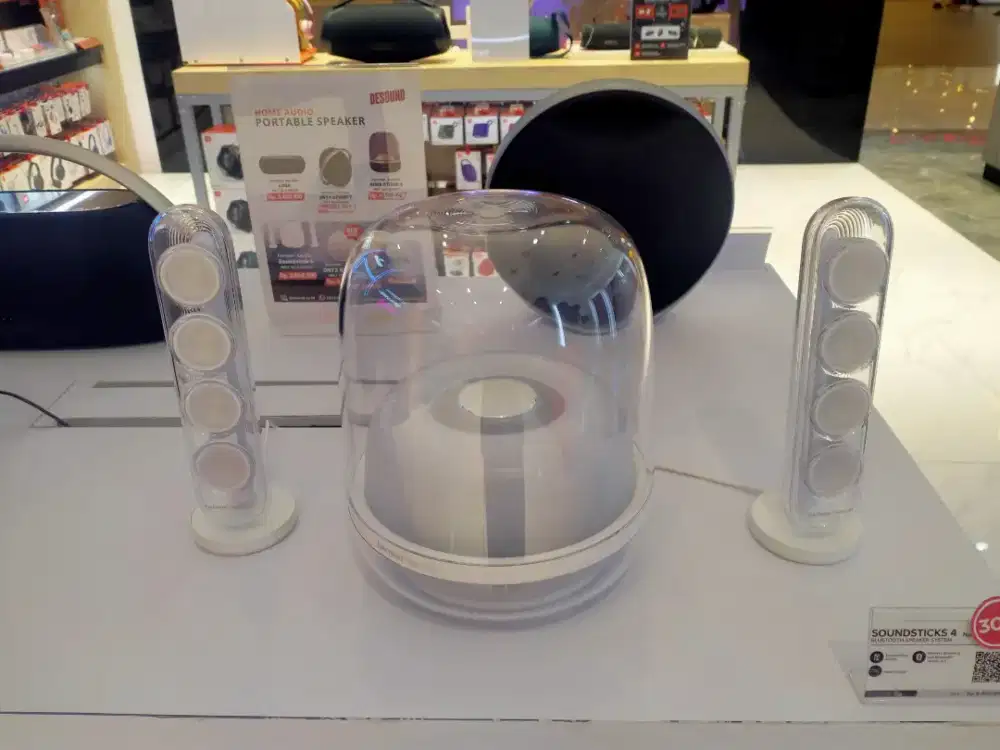 SOUNDSTICKS 4 bluetooth speaker system