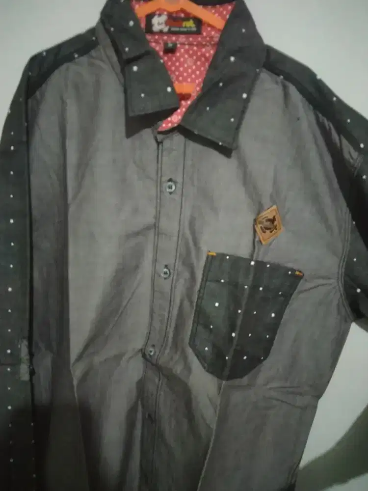 Kemeja dhabrut denim