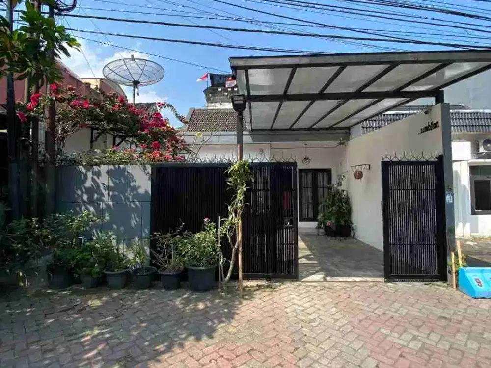 Dijual Rumah Cantik Minimalis Area Super Strategis Pusat Kota Malang Area Klojen