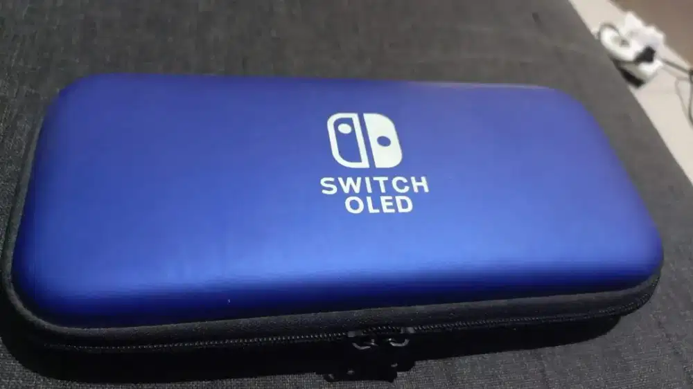 Dijual NINTENDO SWITCH OLED 

Beli Januari 2024