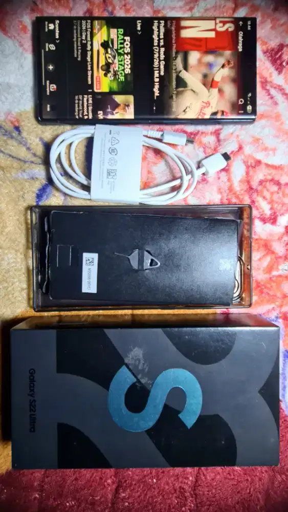 Samsung Galaxy S22 Ultra 12GB/256GB Fullset Original - Ex Flagship