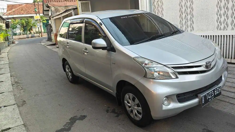 Toyota Avanza 2012 Bensin