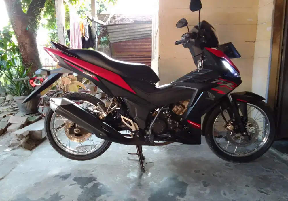 Jual honda supra gtr150 cc