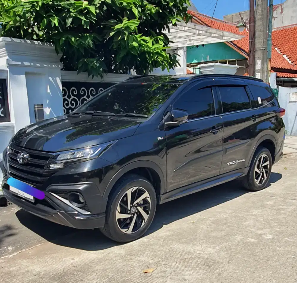 Dijual rush s TRD 2021 hitam matic